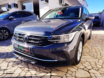 Volkswagen Tiguan 2.0 TDI 150 CV SCR DSG 4MOTION R-Line usata