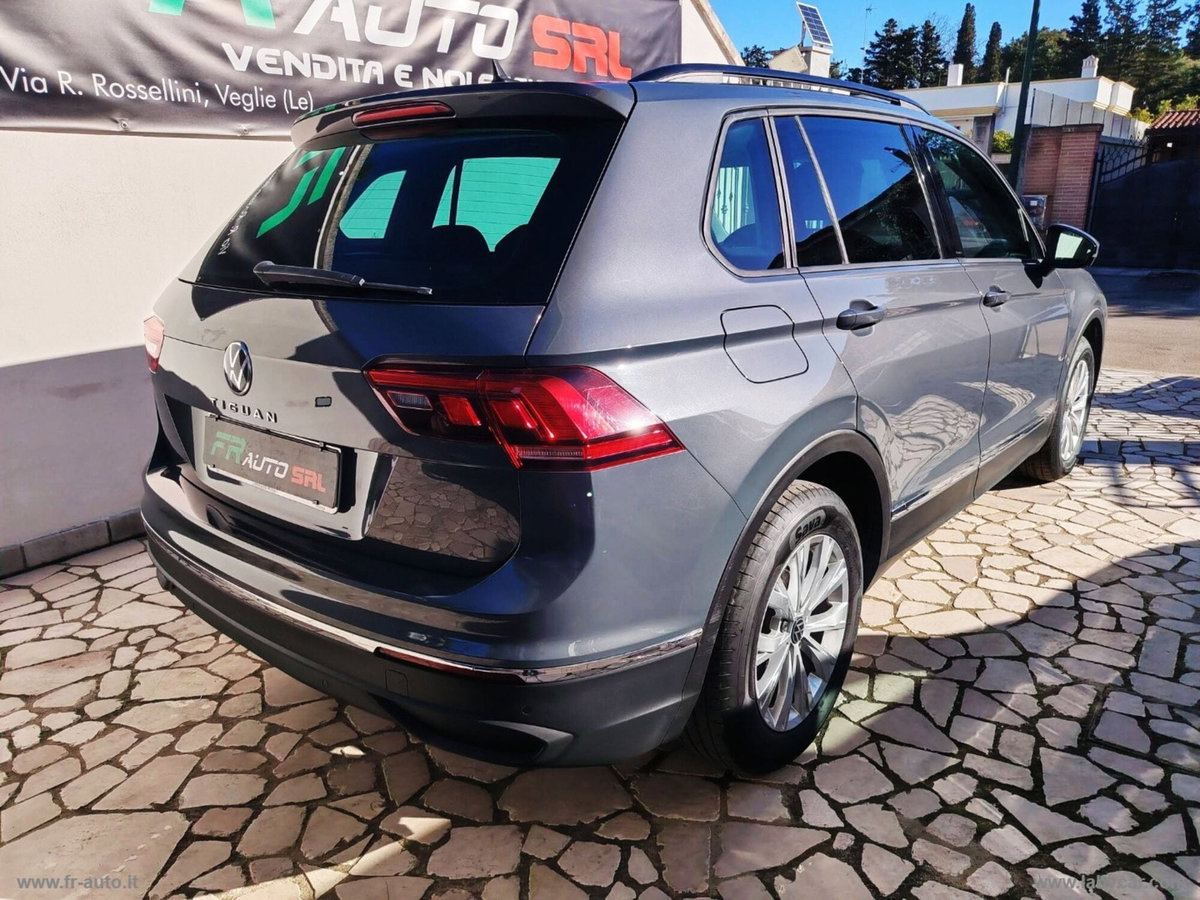 Volkswagen Tiguan 2.0 TDI 150 CV SCR DSG 4MOTION R-Line (7)