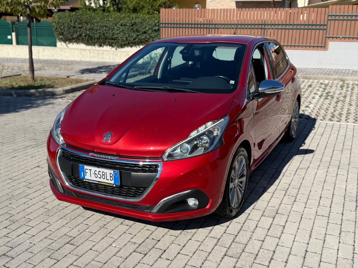 Peugeot 208 82 5 porte Active (2)