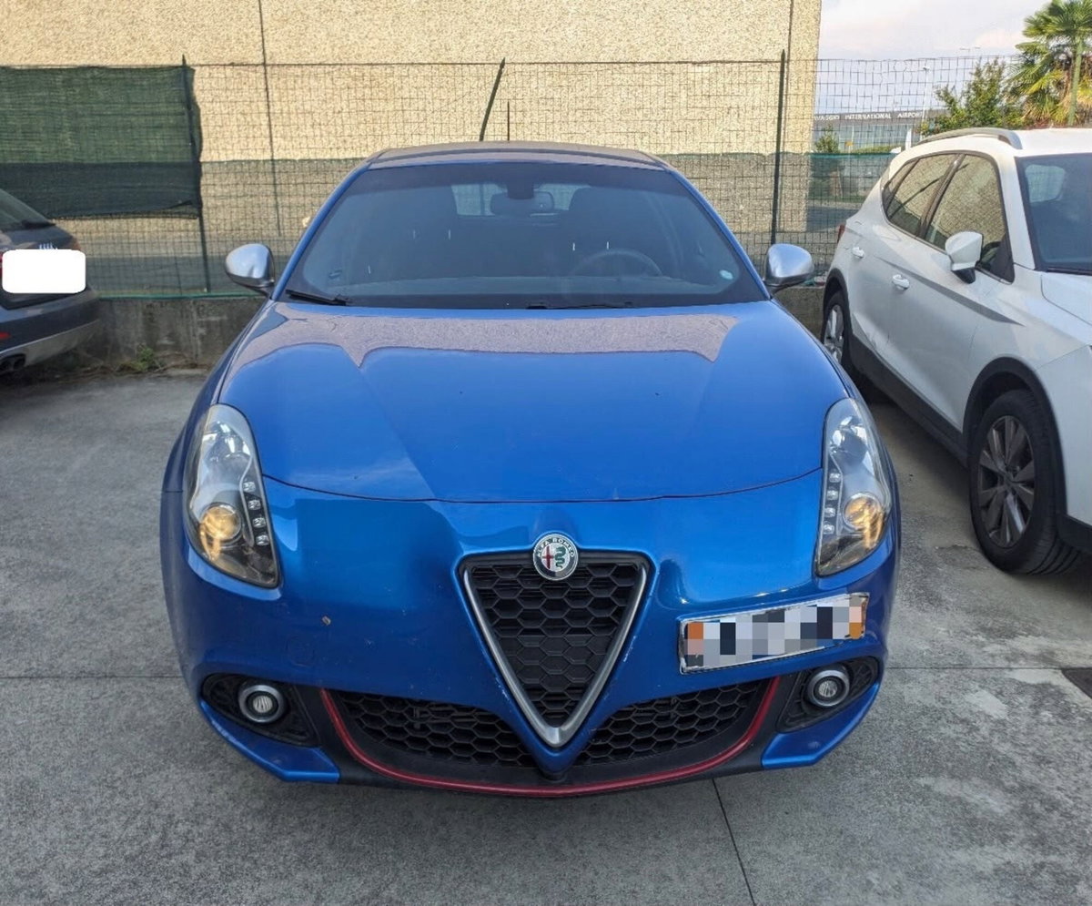 Alfa Romeo Giulietta 1.4 Turbo Distinctive 120cv (2)