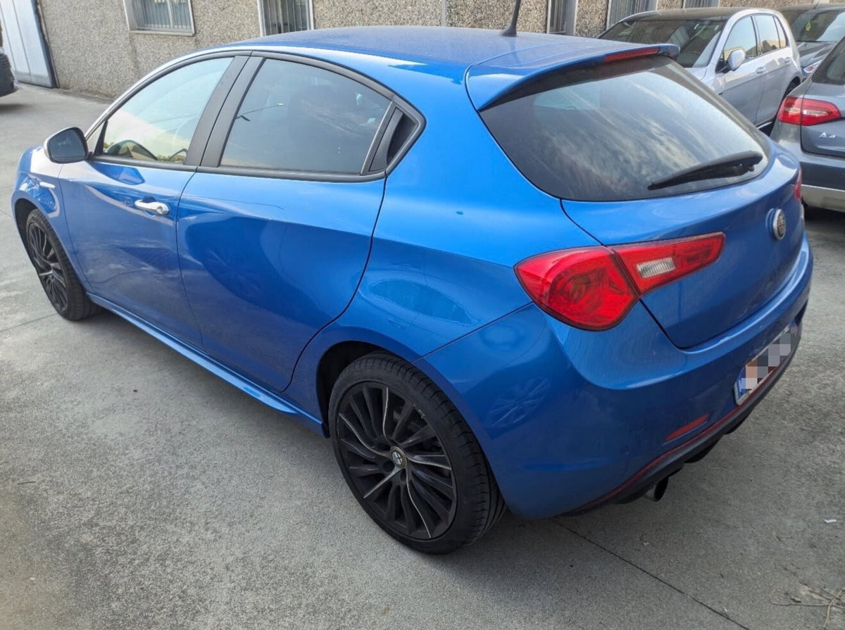 Alfa Romeo Giulietta 1.4 Turbo Distinctive 120cv (5)