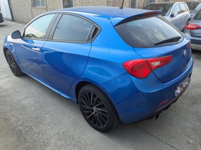 Alfa Romeo Giulietta 1.4 Turbo Distinctive 120cv (5)
