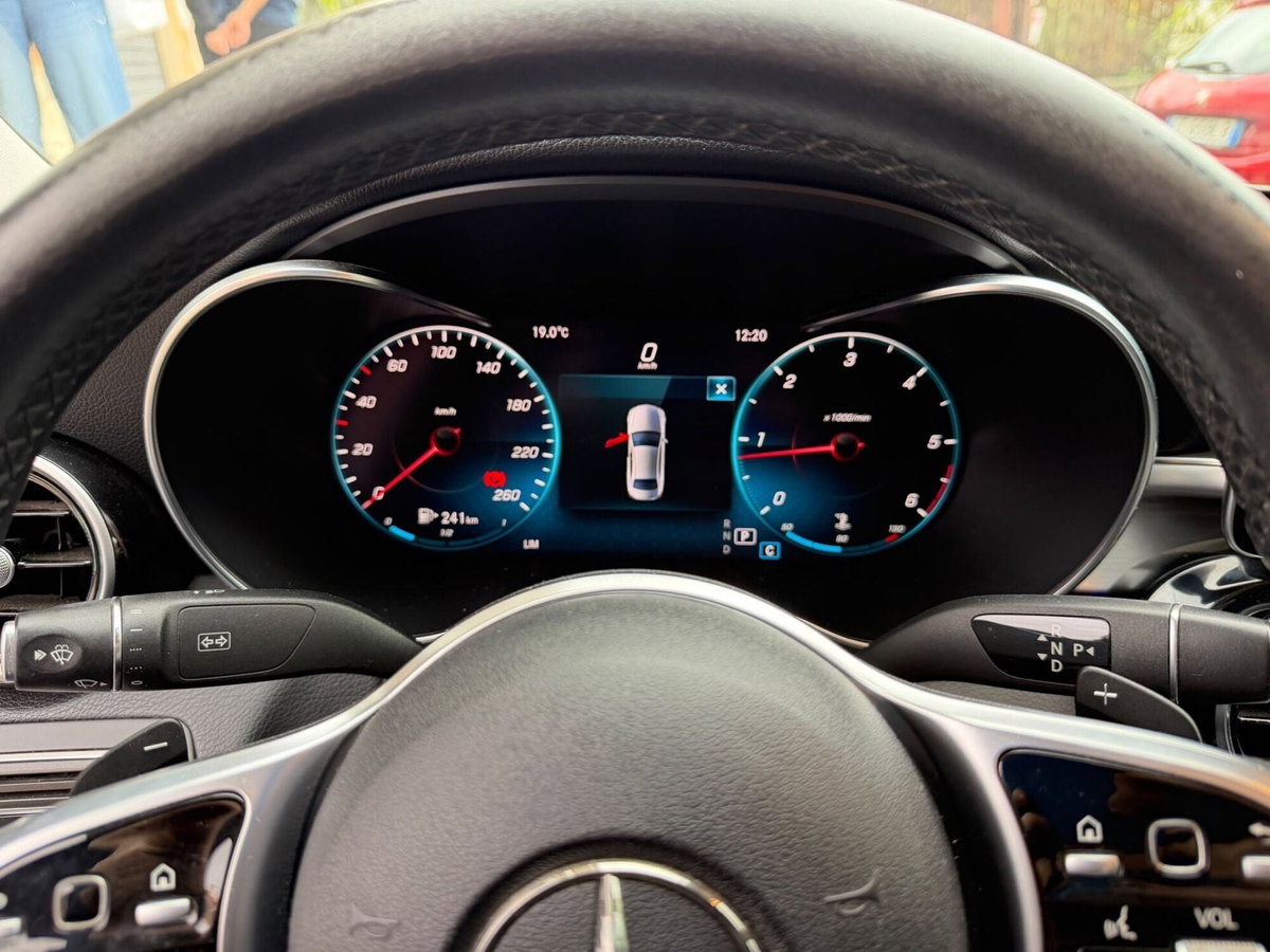 Mercedes-Benz Classe C 220 d Auto Premium (7)