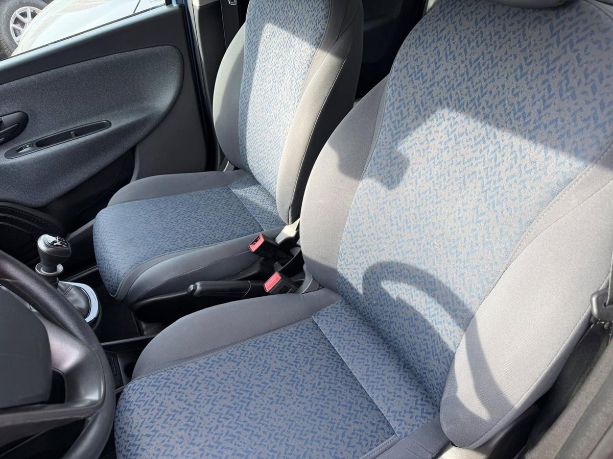 Lancia Ypsilon 1.0 FireFly 5 porte S&S Hybrid Ecochic Silver (14)