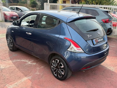 Lancia Ypsilon 1.0 FireFly 5 porte S&S Hybrid Ecochic Silver (5)