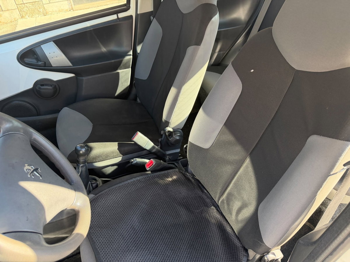 Peugeot 107 68CV 5p. Active (10)
