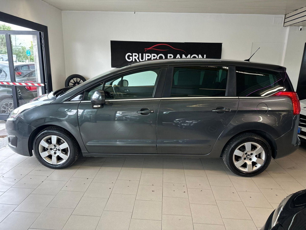 Peugeot 5008 BlueHDi 120 S&S Business (4)
