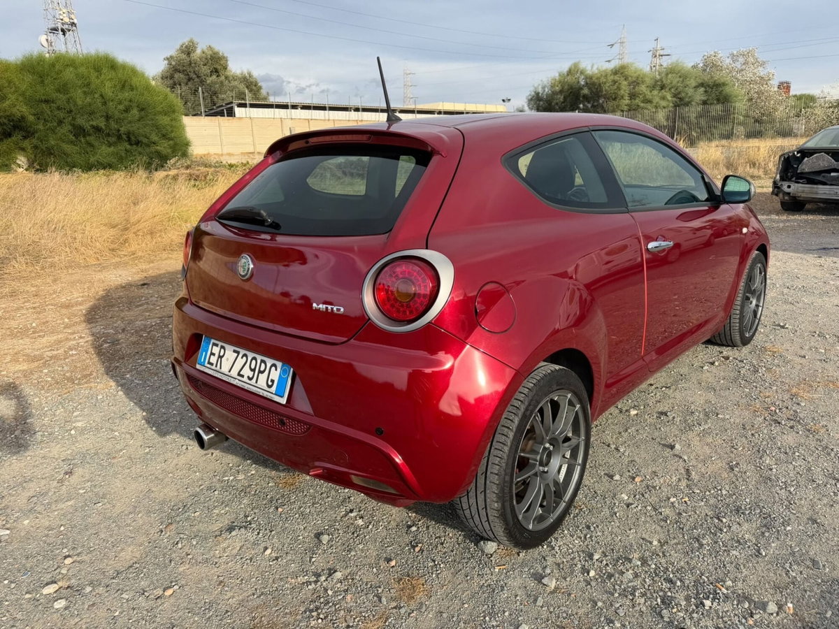 Alfa Romeo MiTo 1.3 JTDm 85 CV S&S SBK (4)