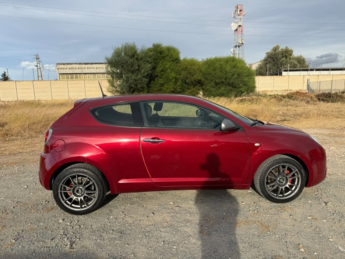 Alfa Romeo MiTo 1.3 JTDm 85 CV S&S SBK (6)