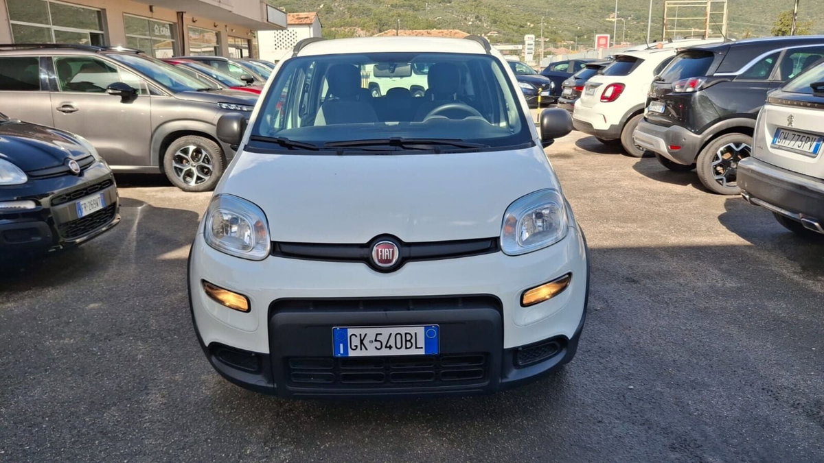 Fiat Panda 1.0 FireFly S&S Hybrid City Cross (3)
