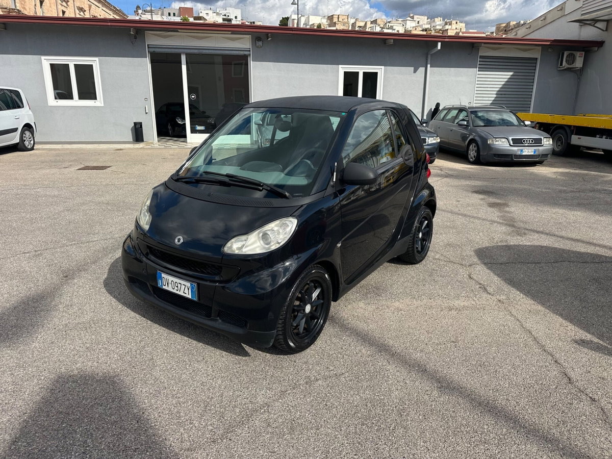 smart Fortwo 1000 52 kW MHD coupé pulse (10)