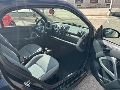 smart Fortwo 1000 52 kW MHD coupé pulse (13)