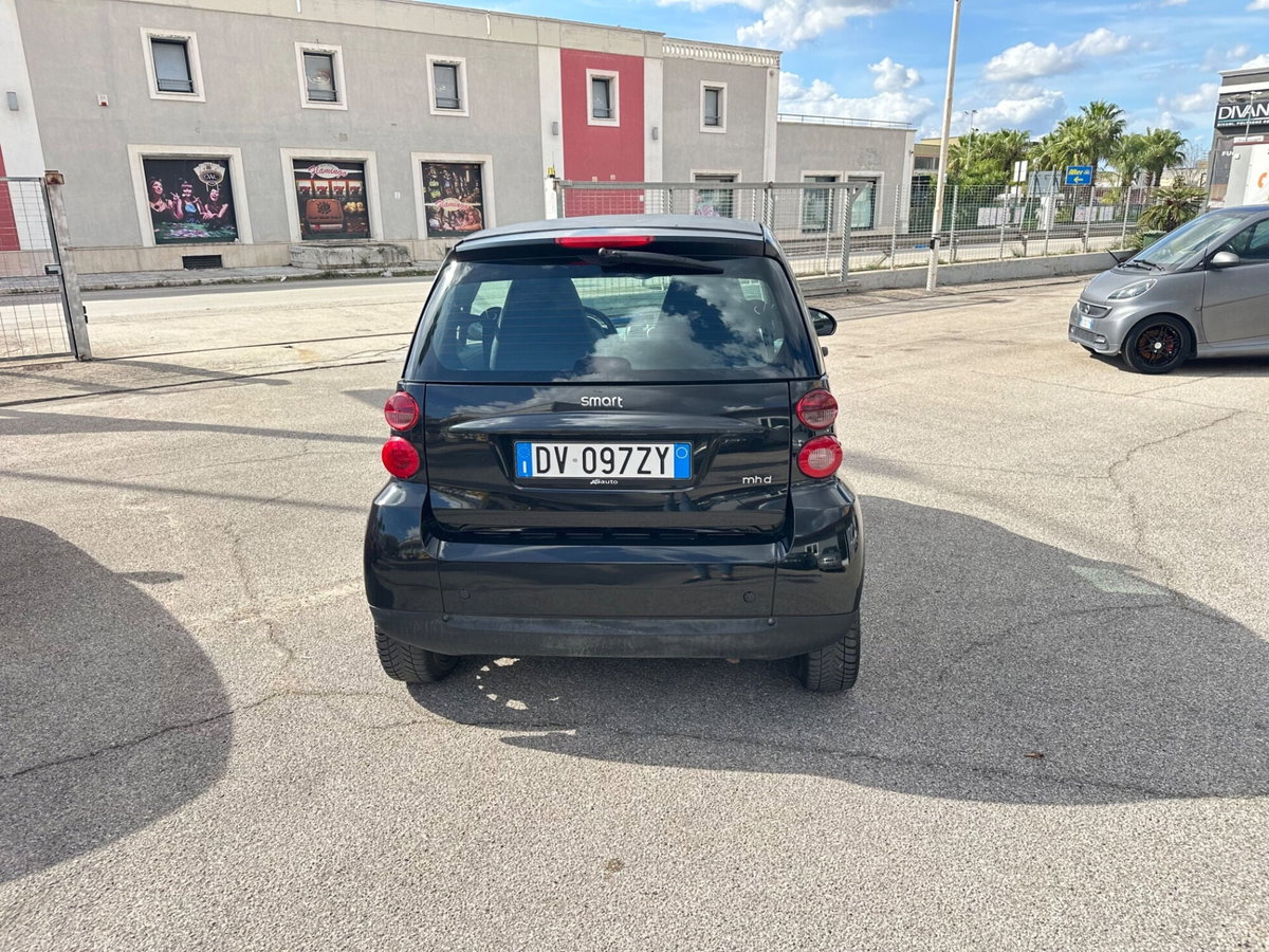 smart Fortwo 1000 52 kW MHD coupé pulse (6)