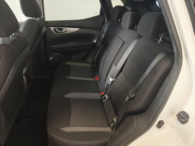 Nissan Qashqai 1.5 dCi N-Connecta (15)