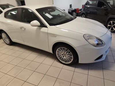 Alfa Romeo Giulietta 1.6 JTDm-2 Exclusive (3)