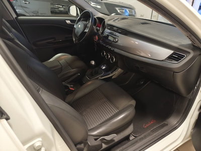 Alfa Romeo Giulietta 1.6 JTDm-2 Exclusive (5)