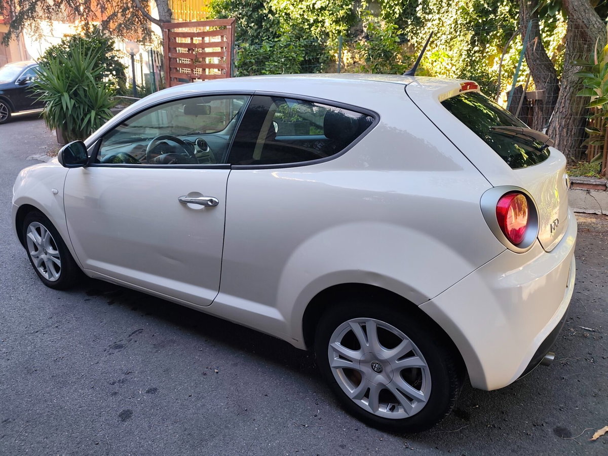Alfa Romeo MiTo 1.4 105 CV M.air S&S Distinctive Sport Pack (3)
