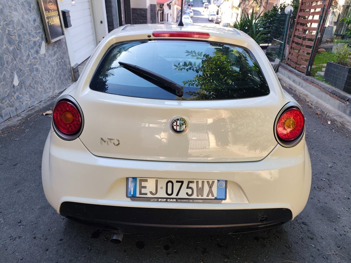 Alfa Romeo MiTo 1.4 105 CV M.air S&S Distinctive Sport Pack (4)