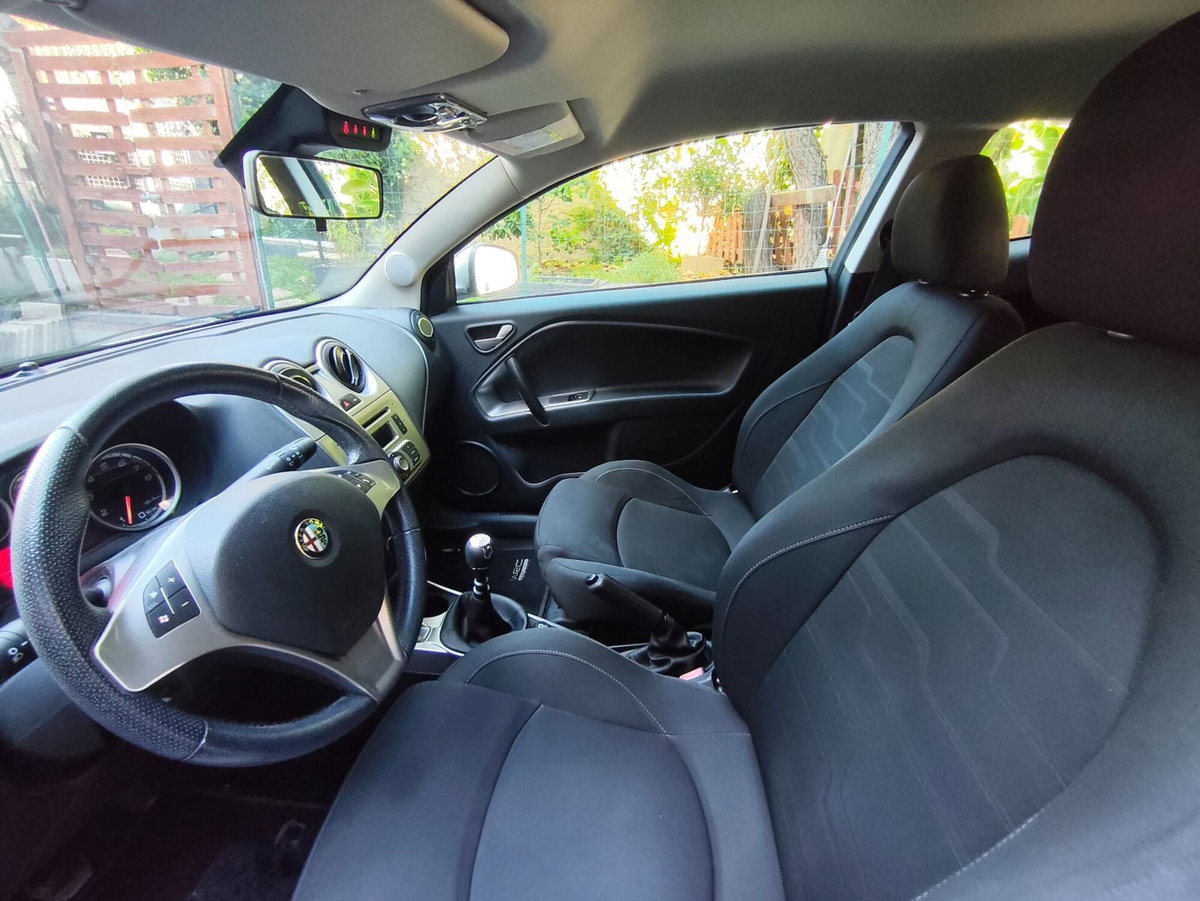 Alfa Romeo MiTo 1.4 105 CV M.air S&S Distinctive Sport Pack (9)