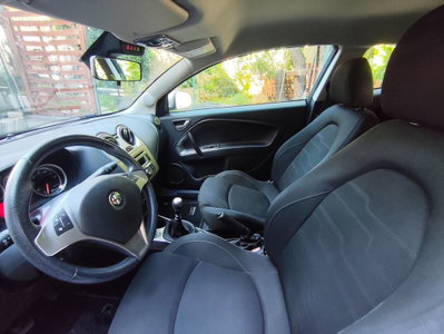 Alfa Romeo MiTo 1.4 105 CV M.air S&S Distinctive Sport Pack (9)