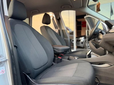 BMW X1 sDrive18i Advantage (11)