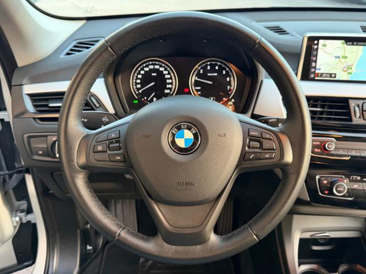 BMW X1 sDrive18i Advantage (14)