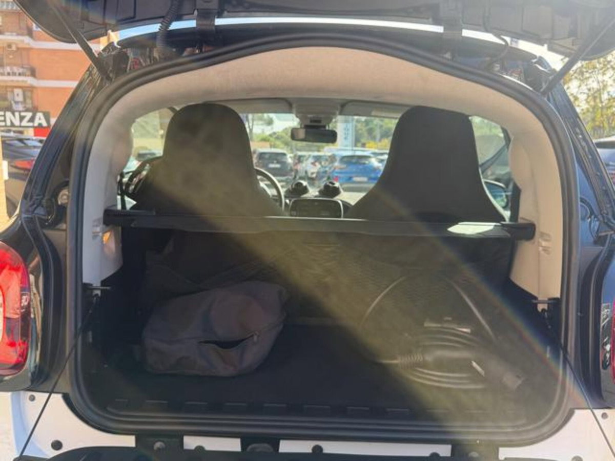 smart Fortwo EQ Passion Nightsky (7)