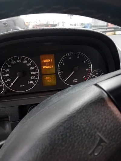 Mercedes-Benz Classe A 150 Avantgarde (5)