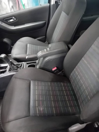Mercedes-Benz Classe A 150 Avantgarde (6)