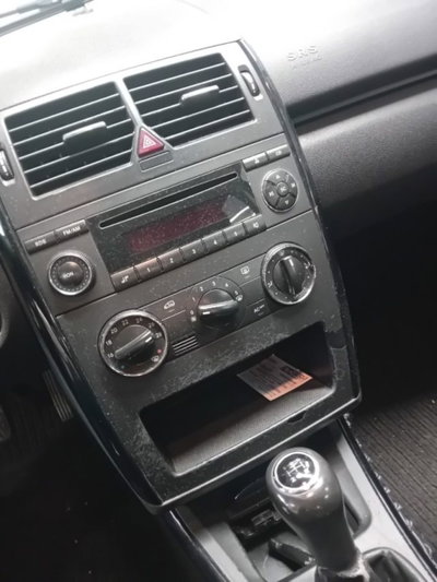 Mercedes-Benz Classe A 150 Avantgarde (7)