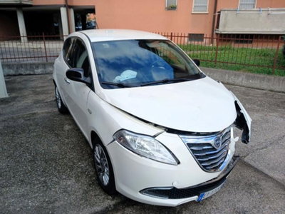 Lancia Ypsilon 1.2 69 CV 5 porte Silver