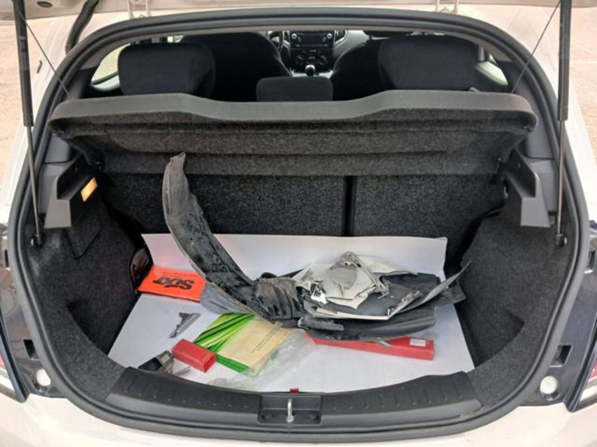Lancia Ypsilon 1.2 69 CV 5 porte Silver (4)