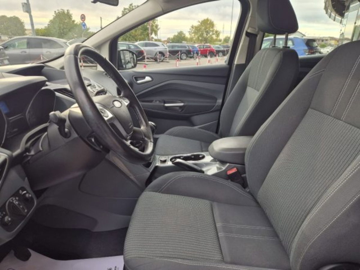 Ford C-Max 1.6 TDCi 115CV Titanium (11)