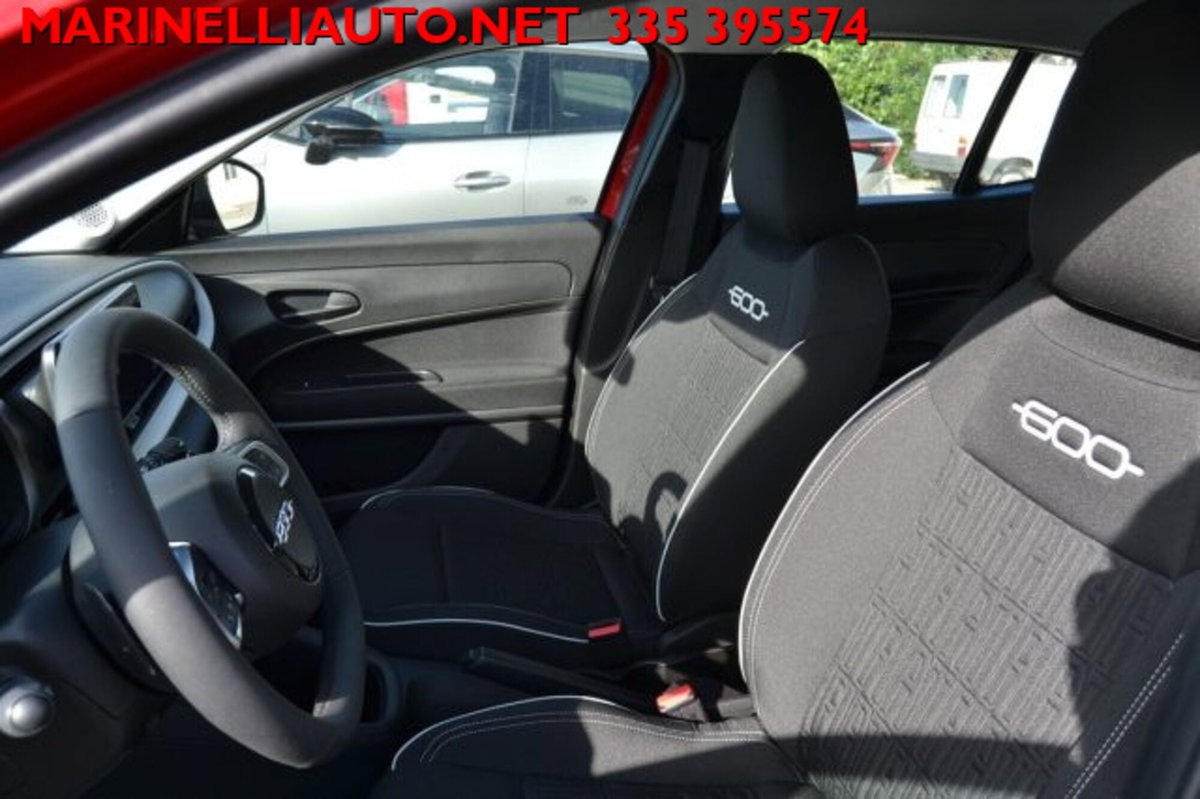 Fiat 600 1.2 hybrid 110cv auto (8)