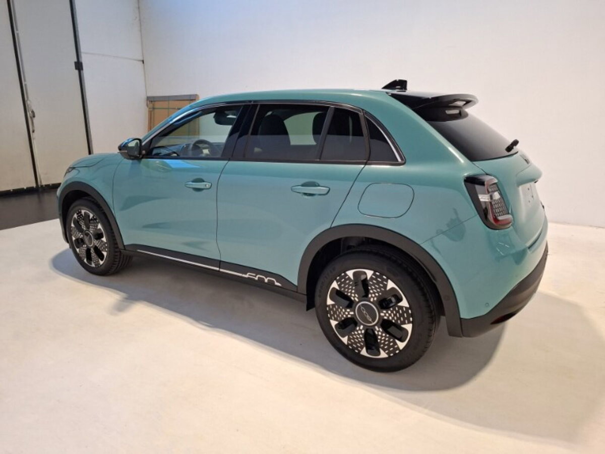 Fiat 600 1.2 hybrid La Prima 110cv auto (4)