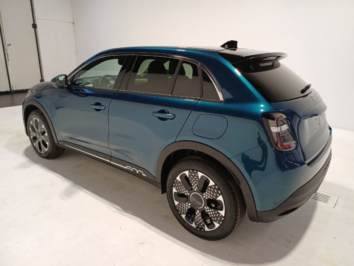 Fiat 600 1.2 hybrid La Prima 110cv auto (4)