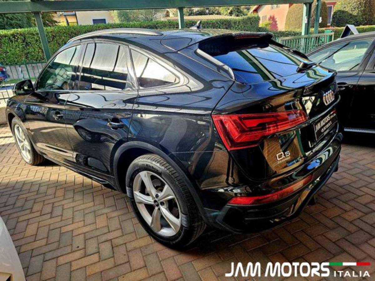 Audi Q5 35 TDI S tronic Business Advanced (4)