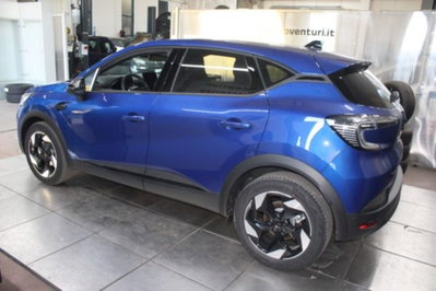 Renault Captur 1.2 eco-g Techno 120cv (4)