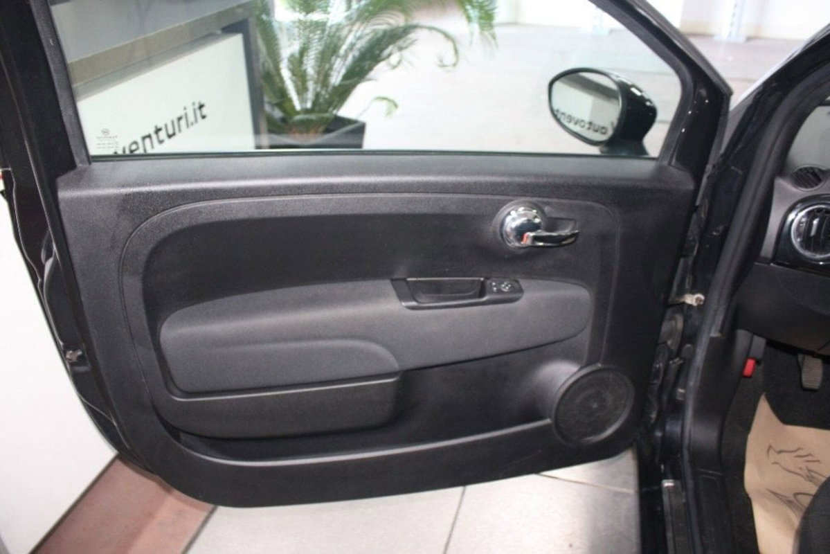 Fiat 500 1.0 Hybrid Club (10)