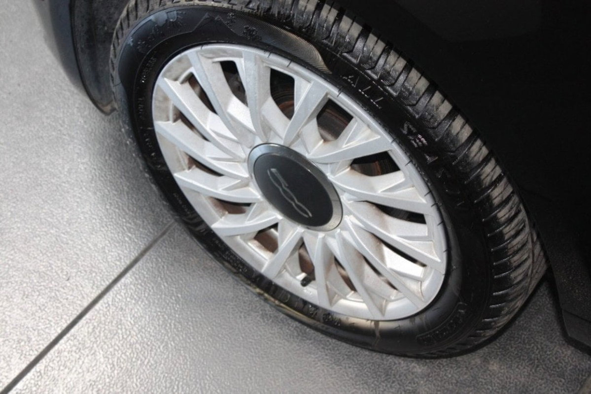 Fiat 500 1.0 Hybrid Club (6)