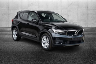 Volvo XC40 T2 automatico Core (2)