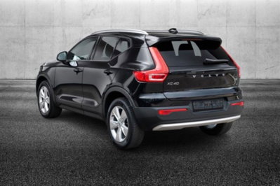 Volvo XC40 T2 automatico Core (3)