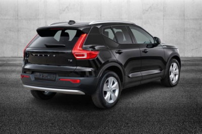 Volvo XC40 T2 automatico Core (4)
