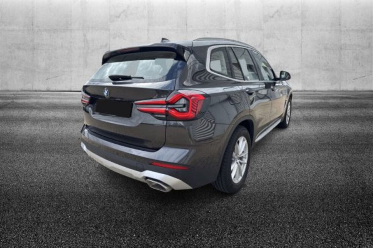 BMW X3 xDrive20d 48V (3)