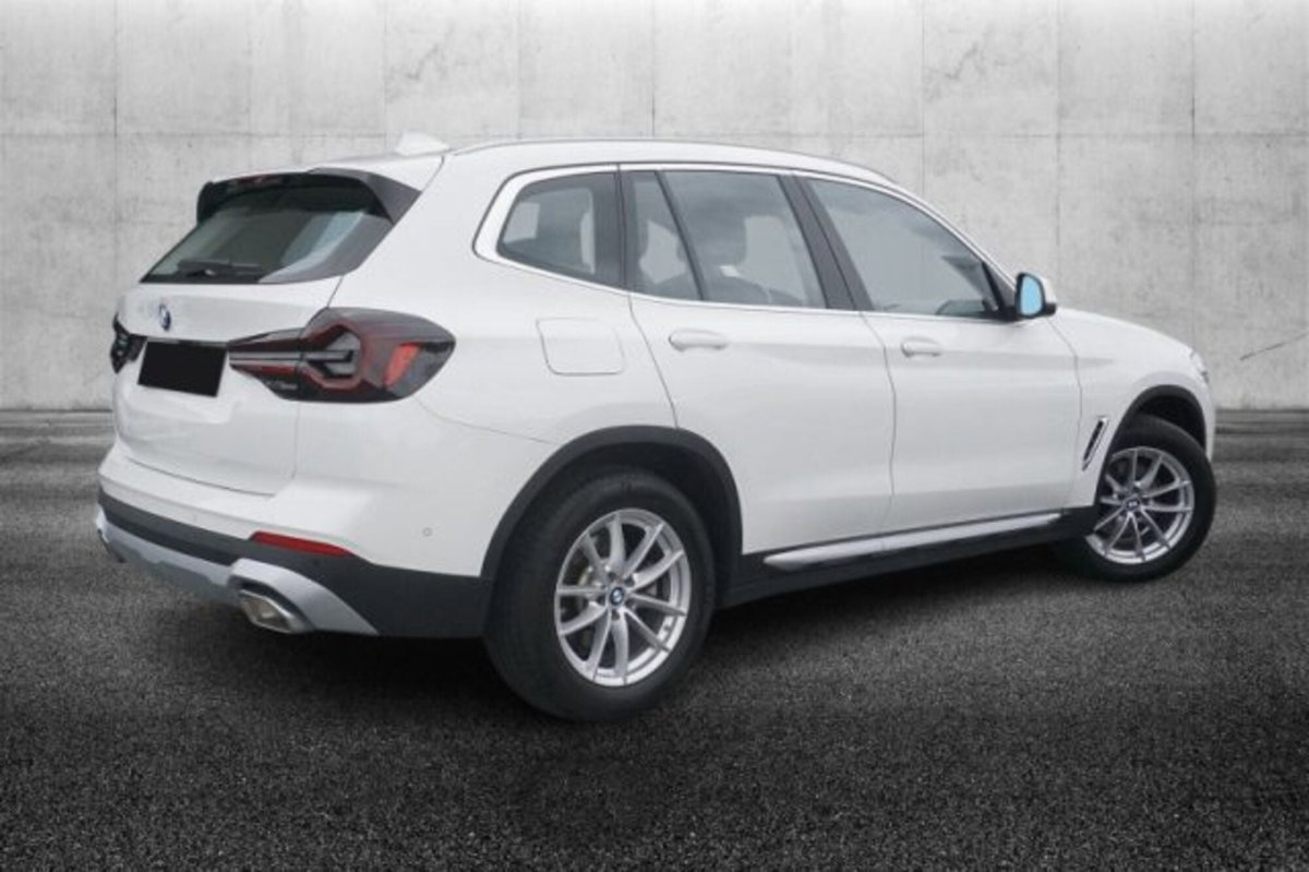 BMW X3 xDrive20d 48V (2)