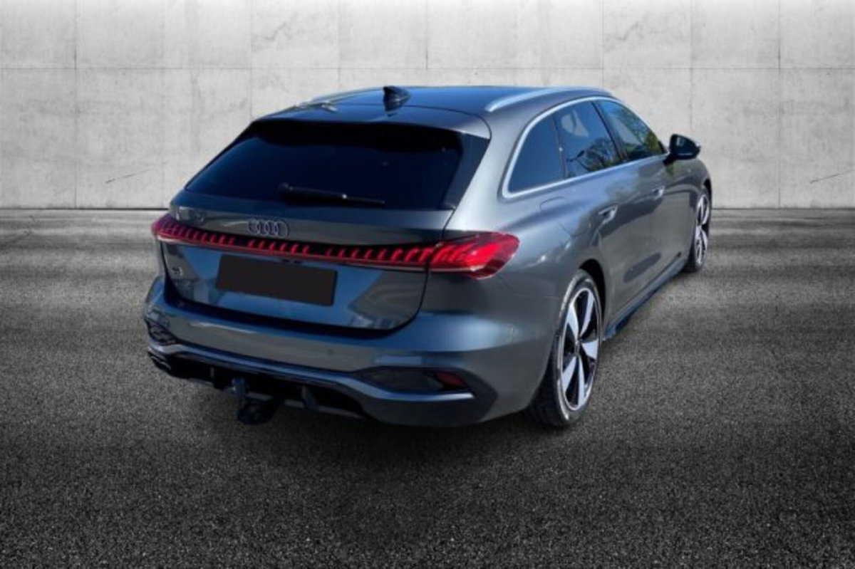 Audi A5 Avant 2.0 tdi mhev+ S line edition 204cv s-tronic (3)