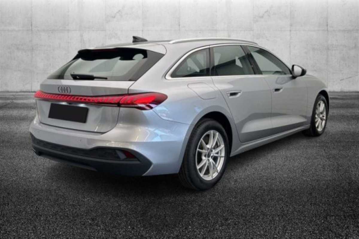 Audi A5 Avant 2.0 tdi mhev+ S line edition 204cv s-tronic (2)