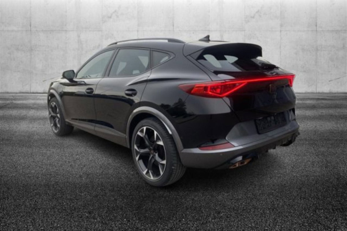 Cupra Formentor Formentor 1.4 e-Hybrid DSG VZ Priority (2)