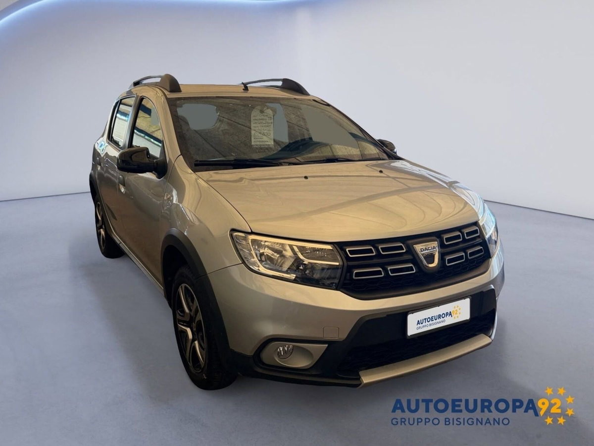 Dacia Sandero Stepway 1.5 dCi 8V 90CV (4)