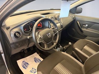 Dacia Sandero Stepway 1.5 dCi 8V 90CV (6)